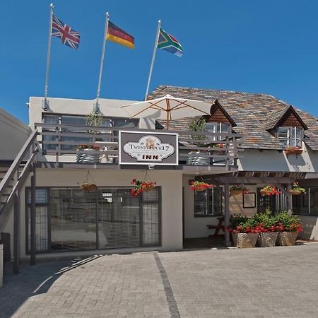 Twentyfour 17 Inn Hermanus Bagian luar foto